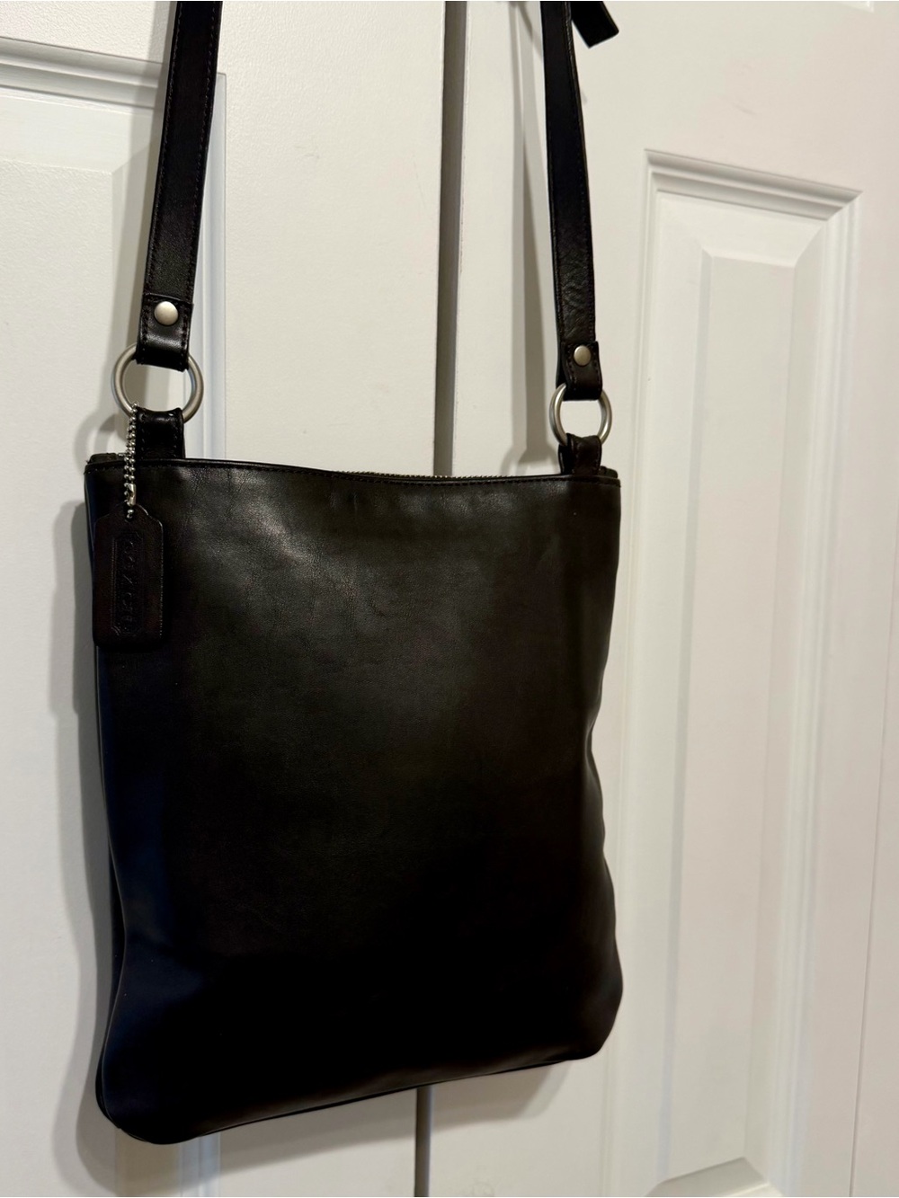 Vintage Coach 9457 Chelsea Slim Crossbody Bag Dark Brown Glove Tanned Leather